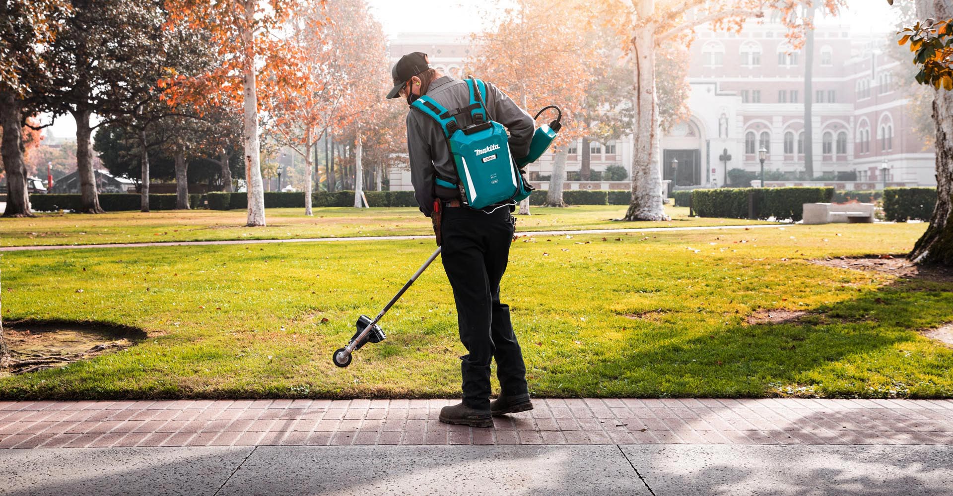 DELIVERS POWER EQUIVALENT TO 30CC GAS STRING TRIMMER